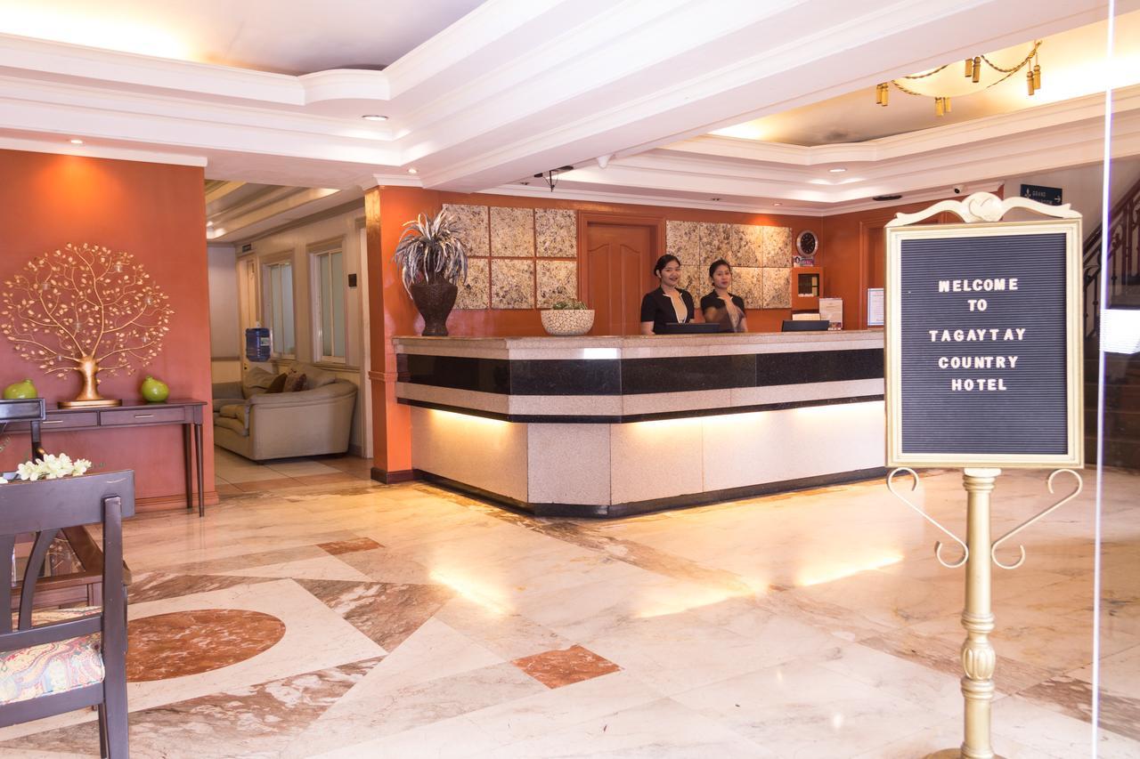 โรงแรมทาเกย์เตย์คันทรี Tagaytay City ภายนอก รูปภาพ