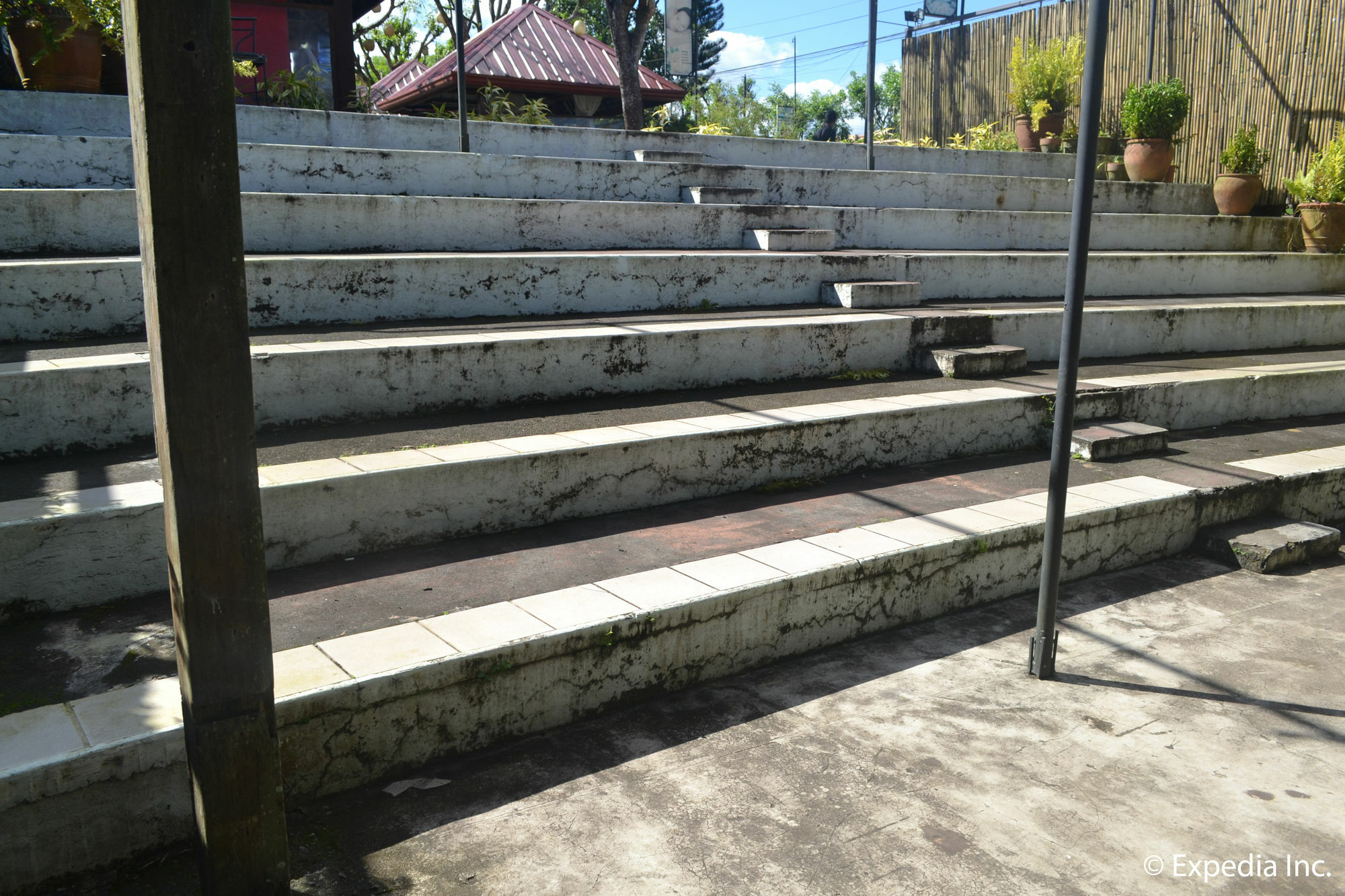 โรงแรมทาเกย์เตย์คันทรี Tagaytay City ภายนอก รูปภาพ